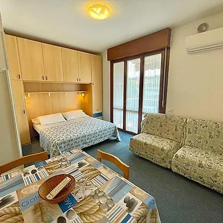 Hotel With Terrace For 4 People - Swimming Pool Near The Caorle