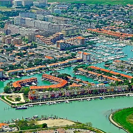 With Terrace For 4 People - Swimming Pool Near The Apartment